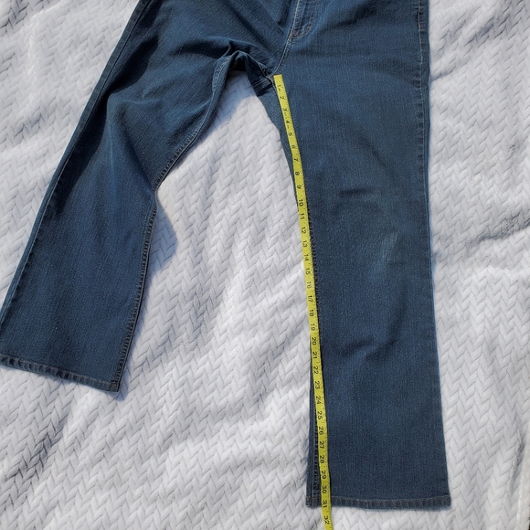 SOLD Jaclyn Smith Blue Bootcut Flare Jeans Size 14 Average - Picture 5 of 8